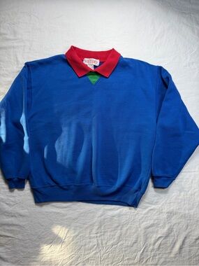 Metro Men's Royal Blue V-Neck Sweater with Red Collar